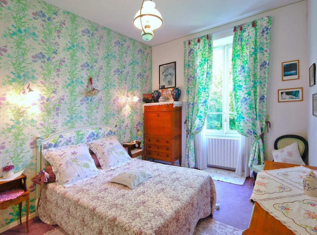 Au Relais Fleuri Bed & Breakfast Gilette Exterior photo